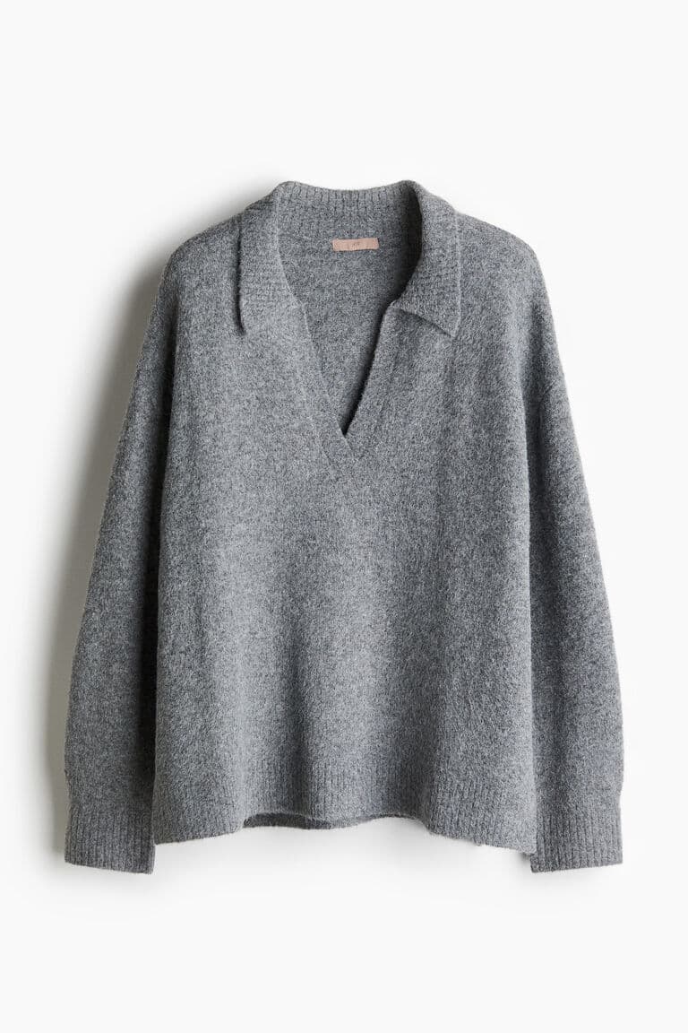 Grey notch neck knit with collar. Size small slightly oversized fit. Wool blend 