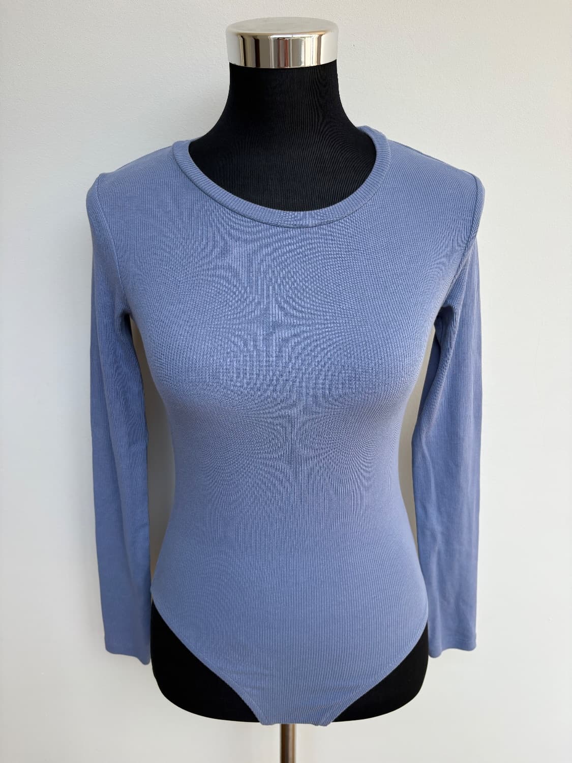 Periwinkle blue fine rib bodysuit by Zara . Size small 