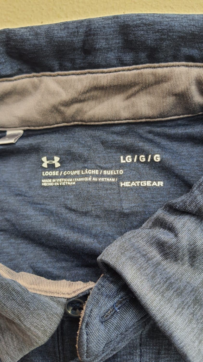 Under Armour Heat Gear The Playoff Men's Golf Polo in Heathered Navy Blue - Image 2