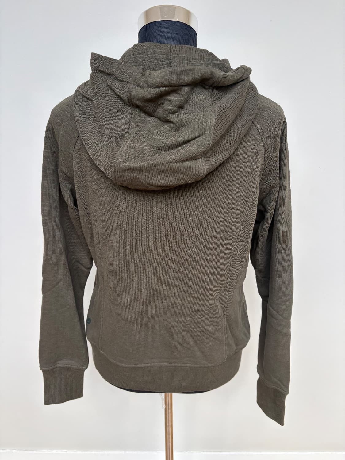 Khaki /olive green hoody with kangaroo pockets by brand crz yoga which is compared to Lululemon  - Image 4