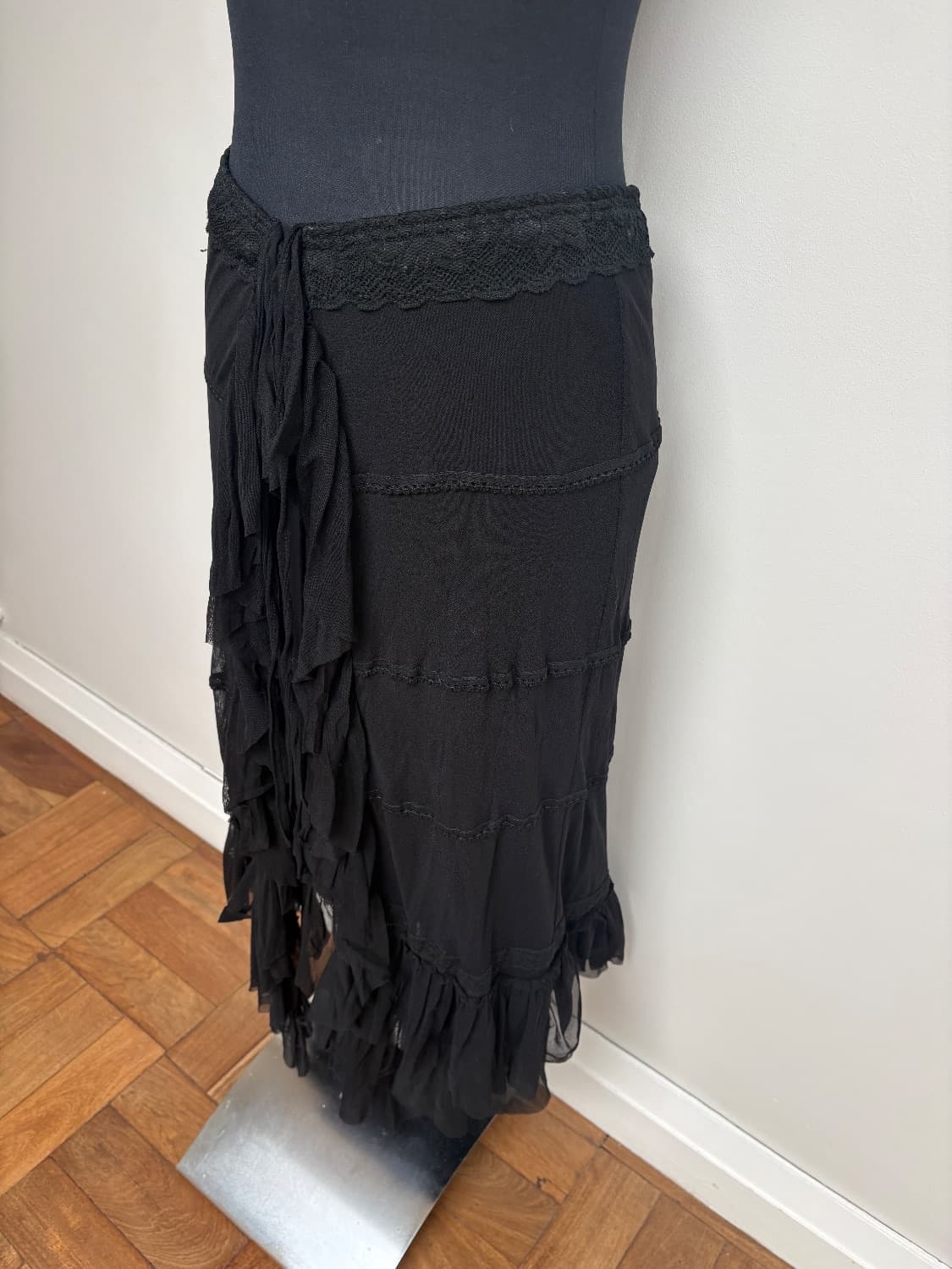 Black Midi skirt with lace and ruffles . Elasticated waist. Size L but will fit a medium - Image 2