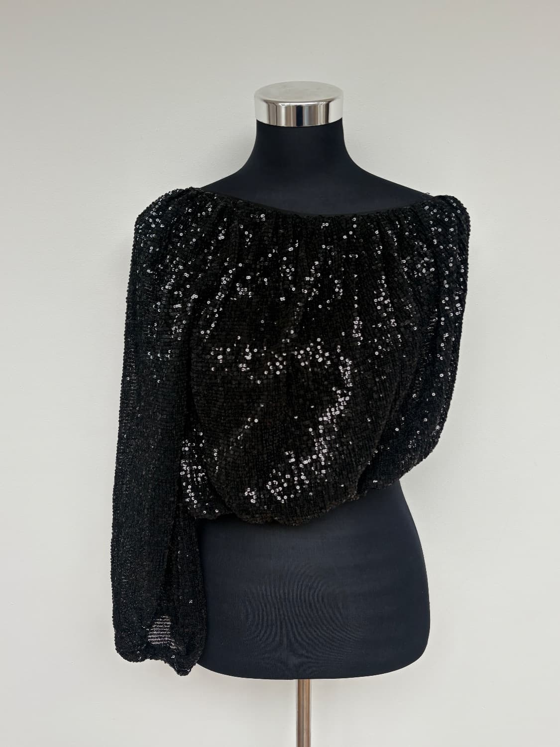 Forever new sequin asymmetrical top with a bubble hem.  - Size XS - Preloved Fashion