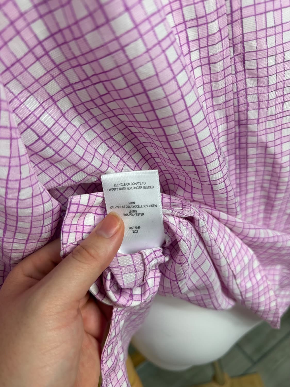 Pink / purple top with puff sleeves - Image 3