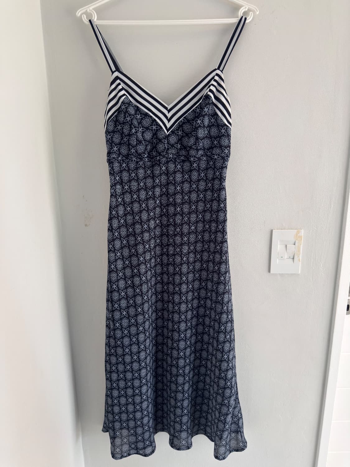 Navy blue dress - Preloved Fashion