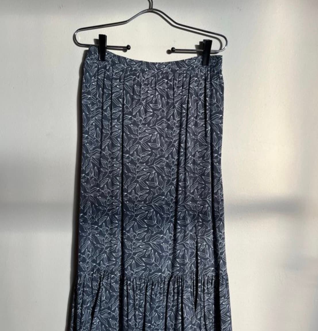 Women’s grey skirt