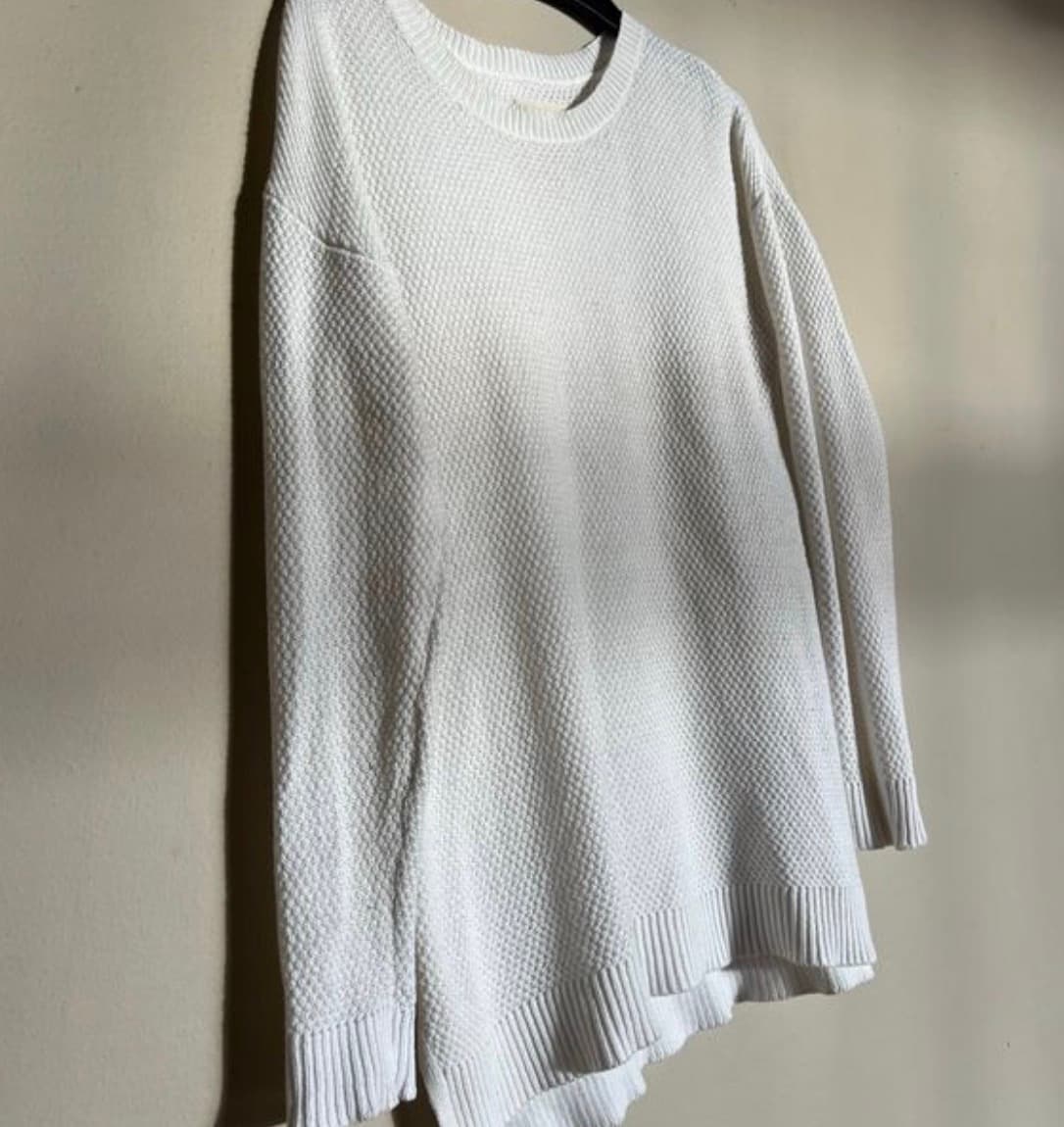 Women’s white jersey - Image 2