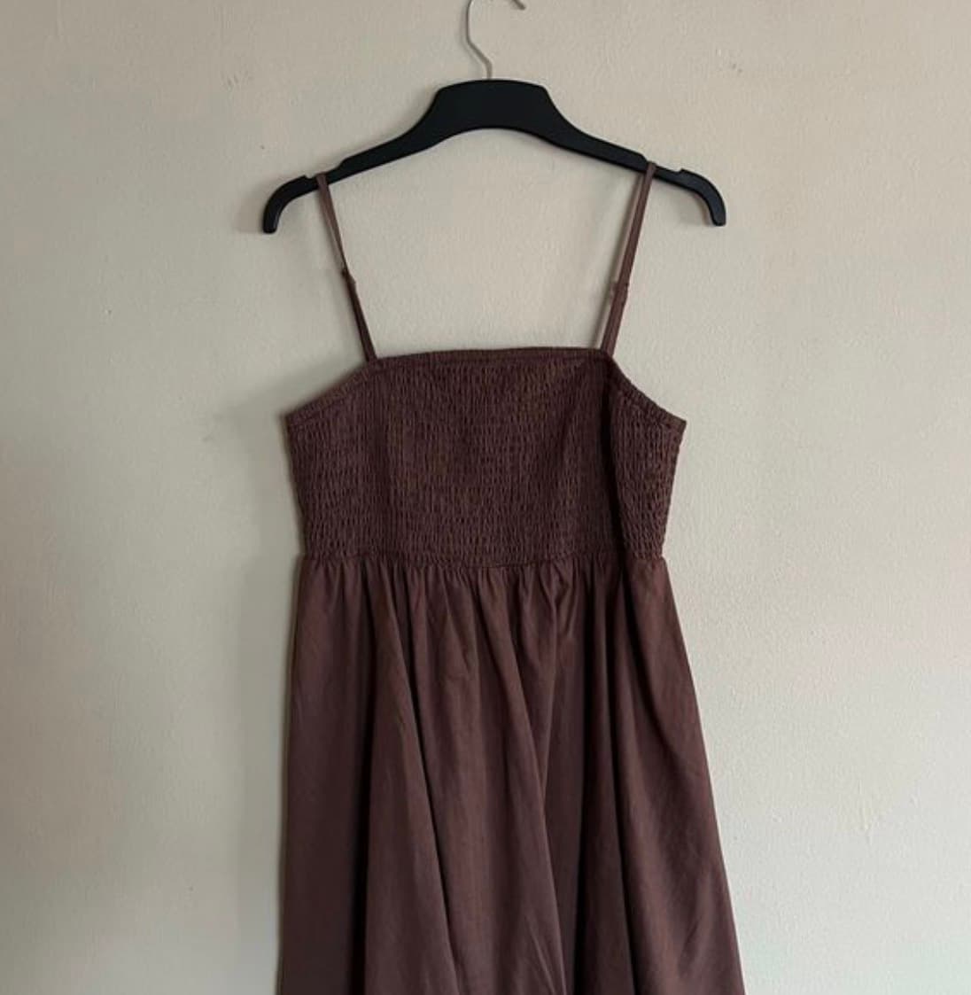 Women’s brown dress