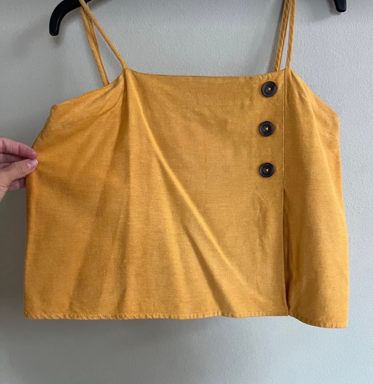 Women’s top. Seam is coming loose. - Image 2