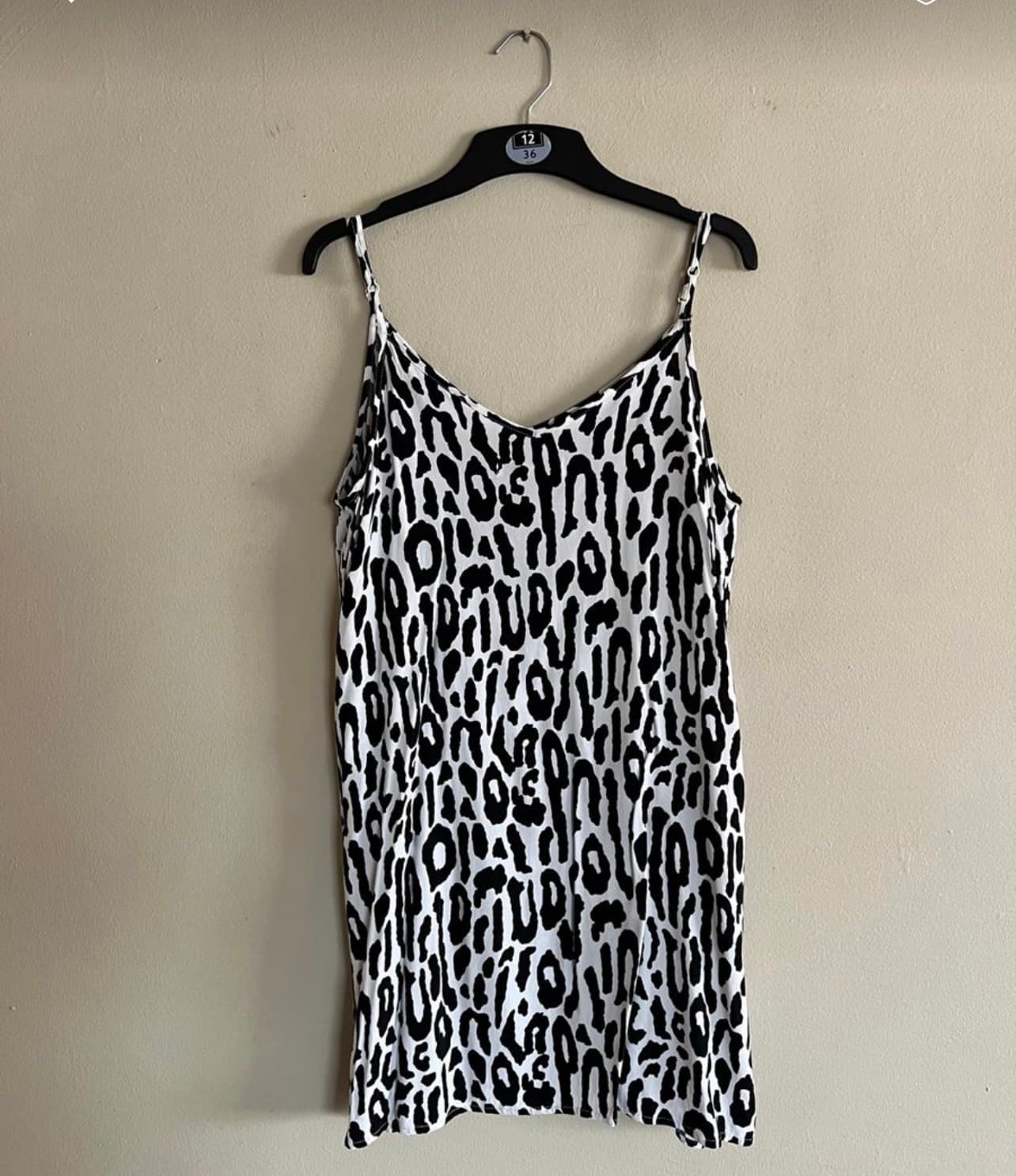 Women’s leopard print dress - Image 3