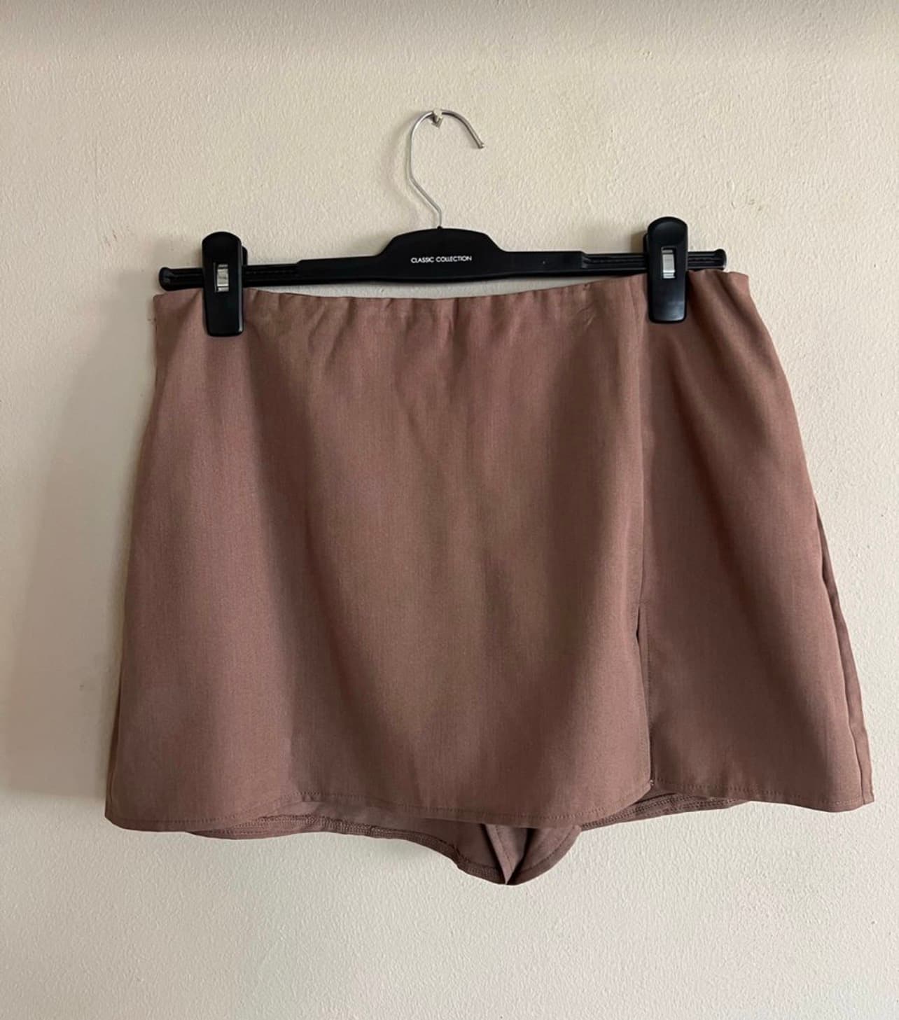 Women’s brown skort