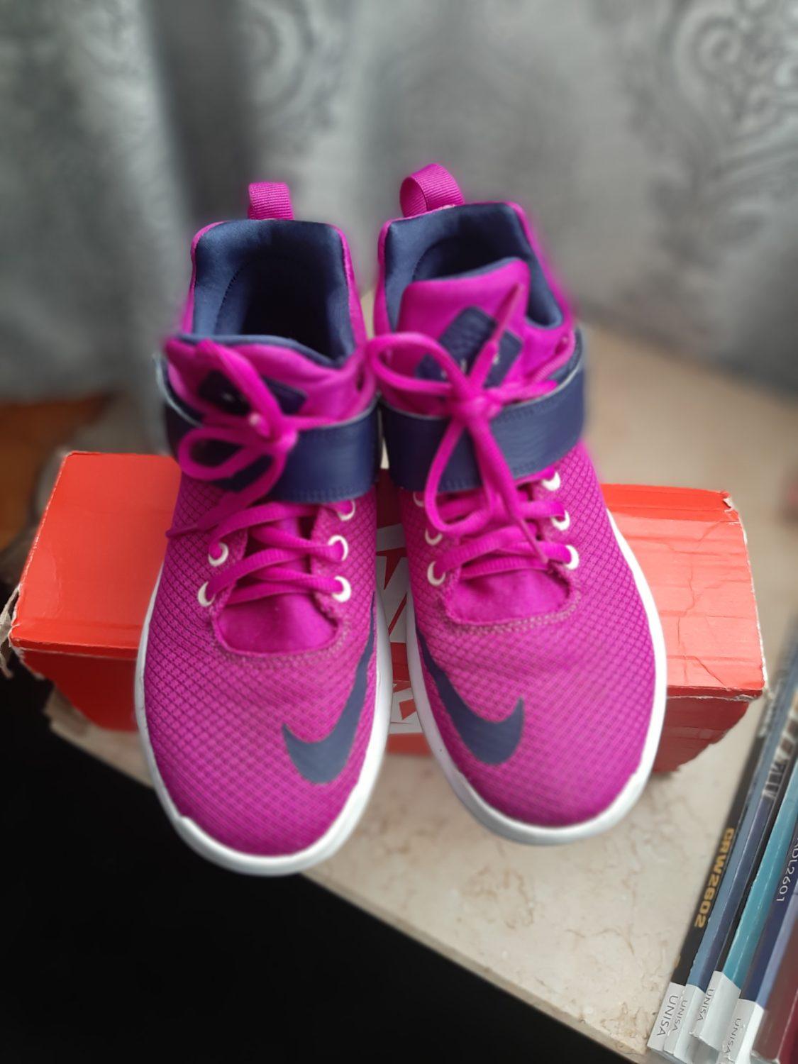 Nike Kwazi Sneaker  - R650