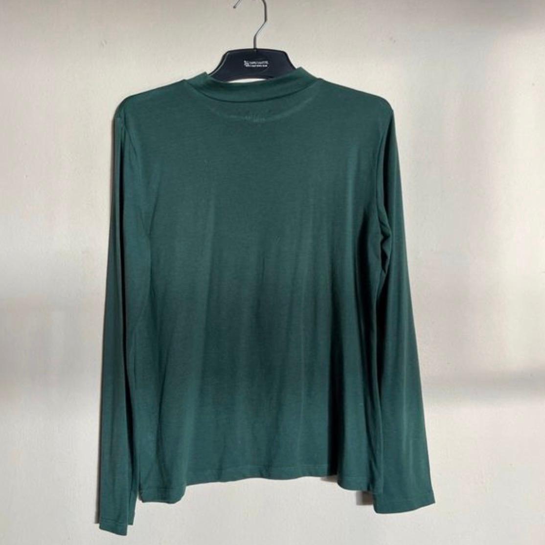 Women’s green top - Image 4
