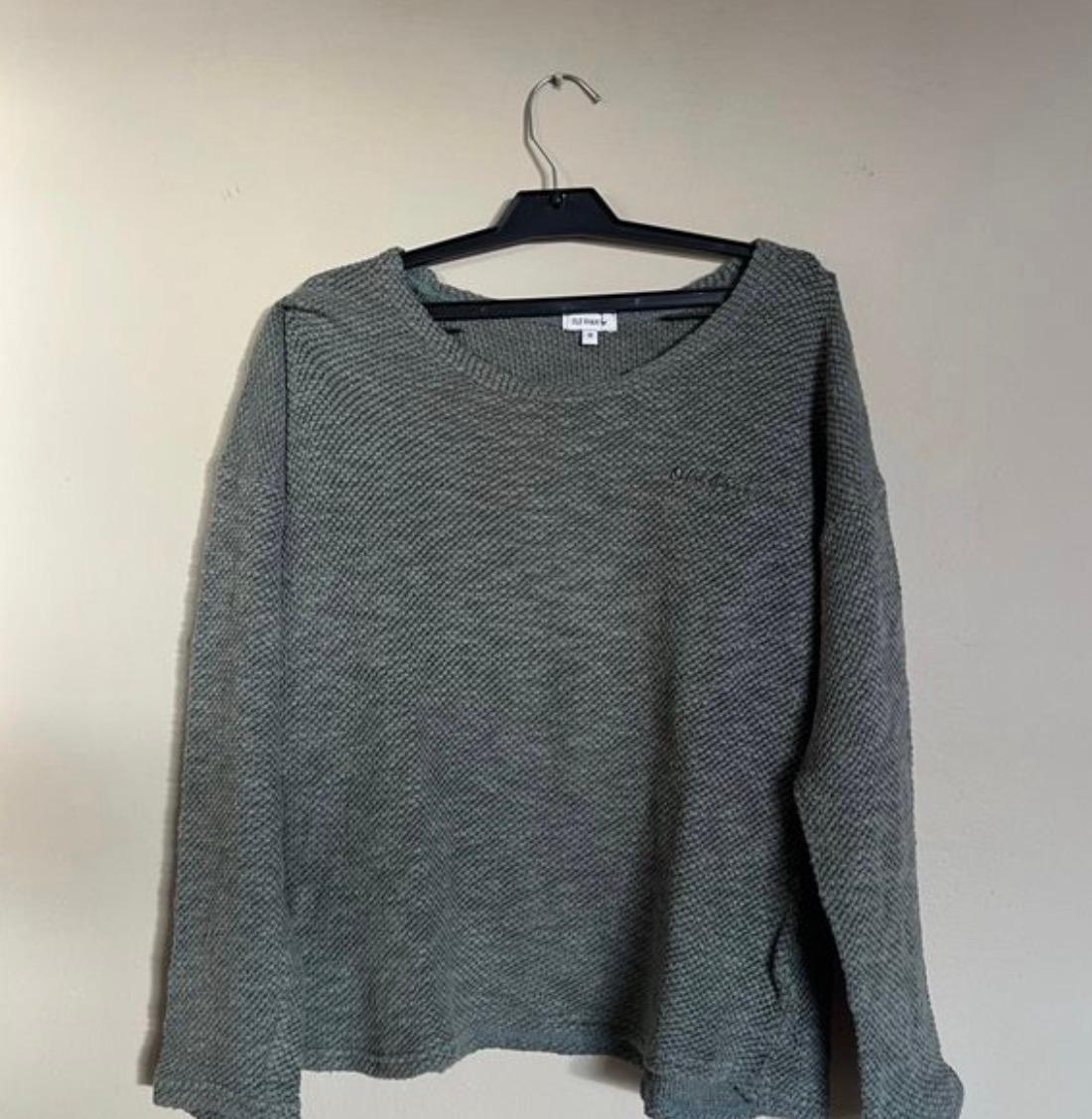 Women’s green jersey