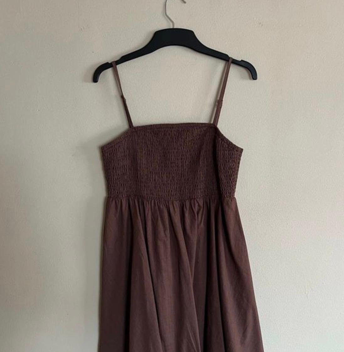Women’s brown dress