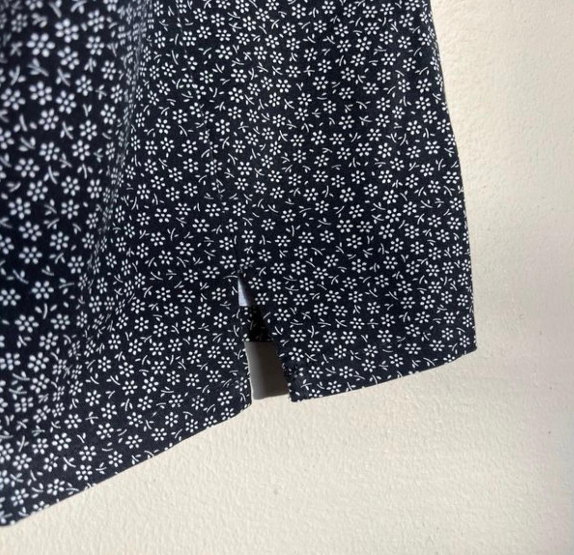 Women’s black floral skirt  - Image 4