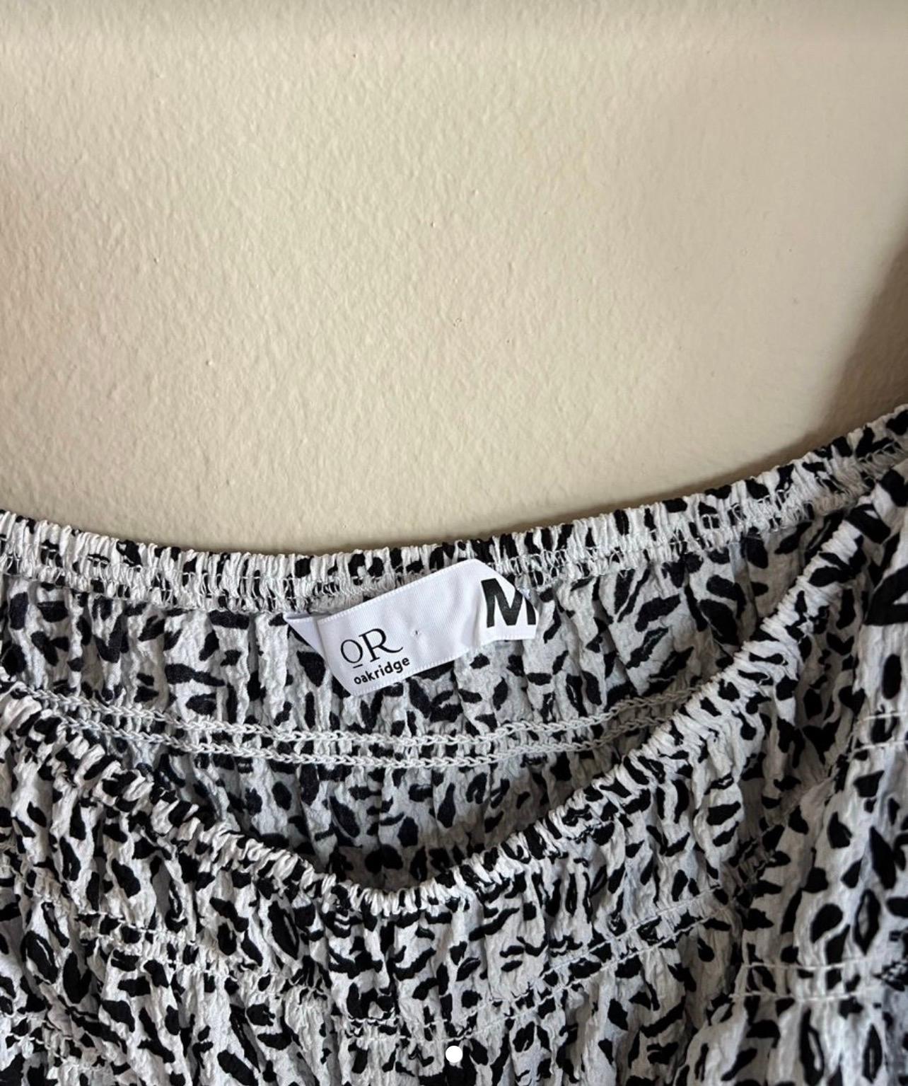 Women’s blouse - Image 2