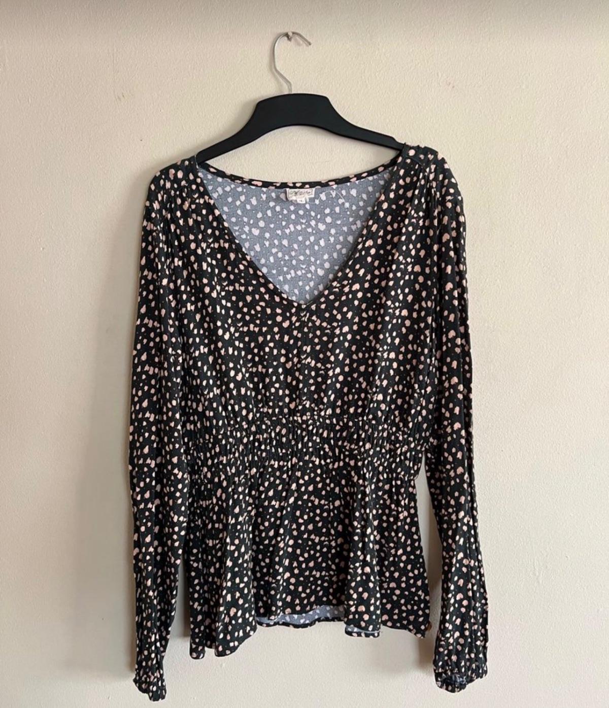 Women’s long sleeve blouse