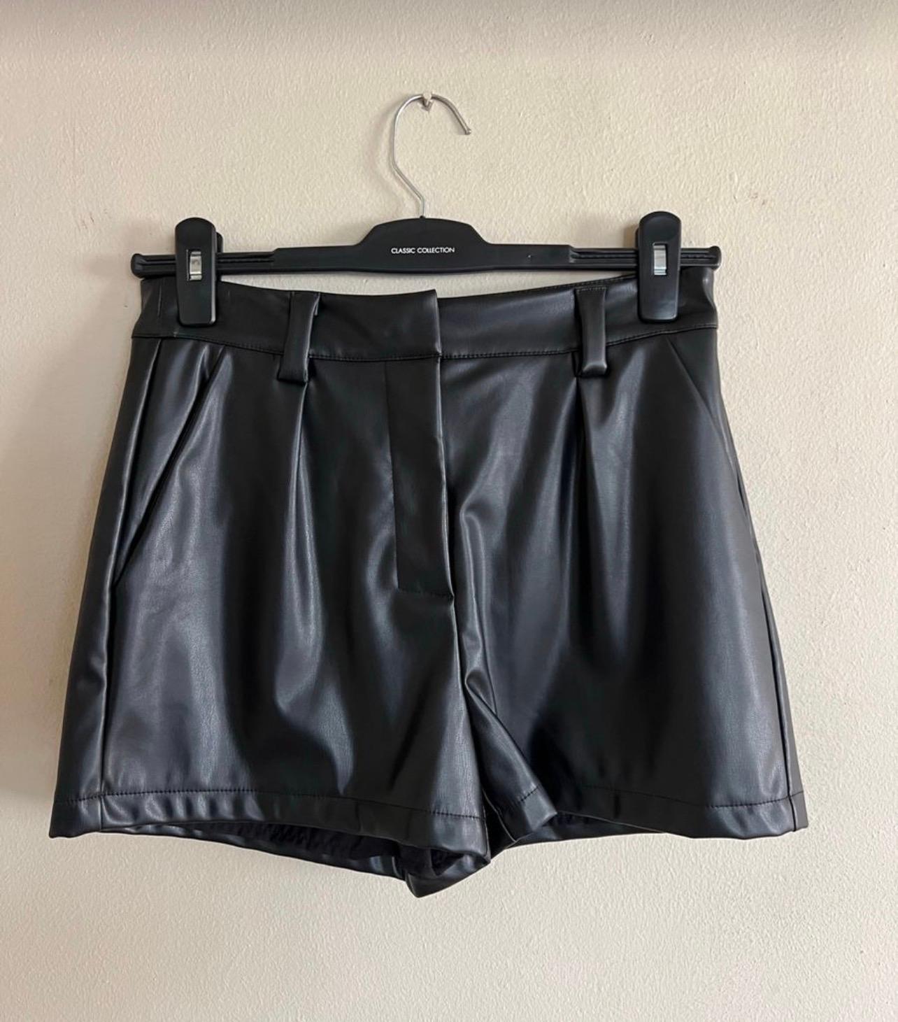 Women’s black leather short pants - Image 1