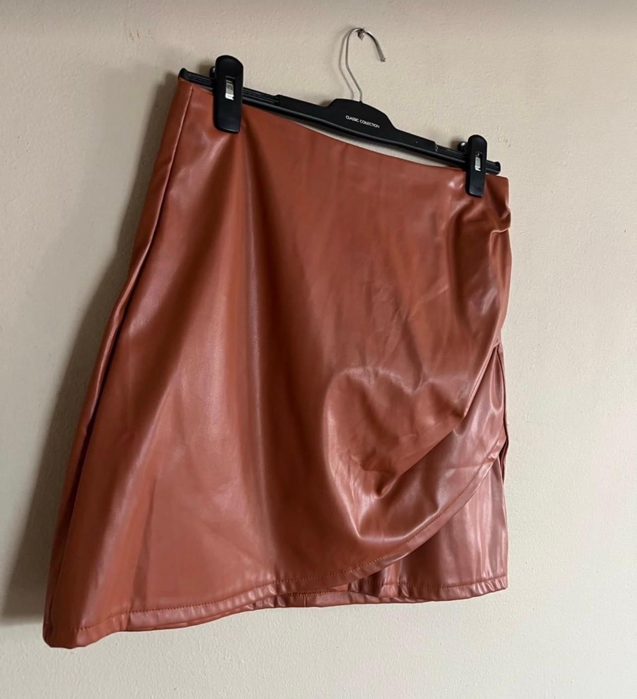 Women’s brown leather skirt - Image 2
