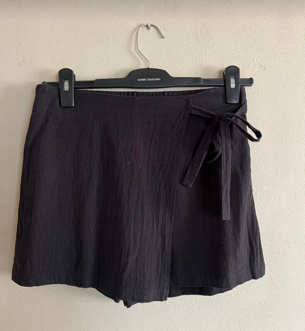 Women’s black skort - Image 1