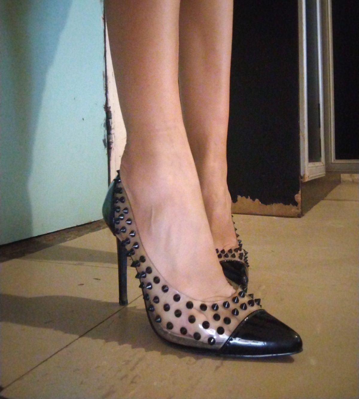 Worn but still in good condition size 4. - Image 2